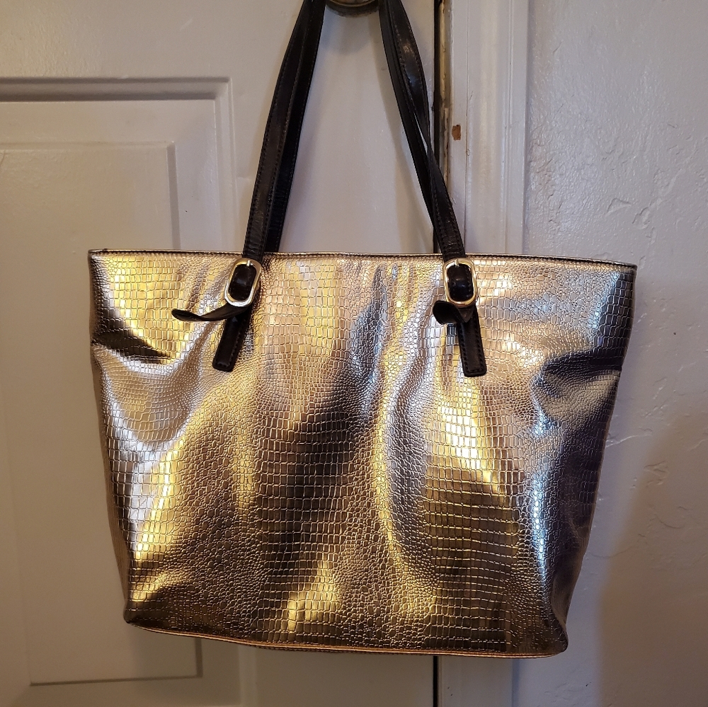 Gold tote bag